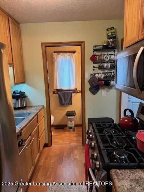 1539 N Hagadorn Rd, East Lansing, MI 48823 - photo 9