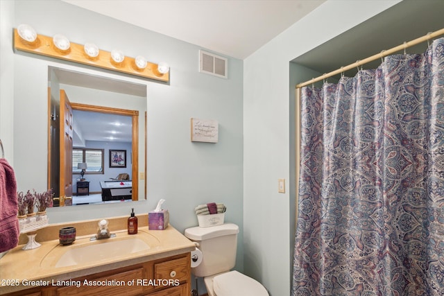 169 Mapleview Dr, Charlotte, MI 48813 - bathroom with vanity and curtained shower