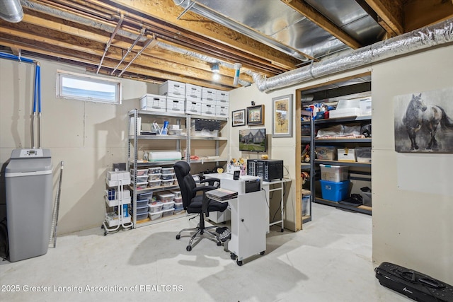 169 Mapleview Dr, Charlotte, MI 48813 - home office with concrete floors