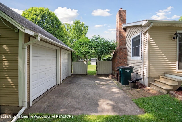 6244 Daft St, Lansing, MI 48911 - view of garage