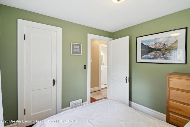 6244 Daft St, Lansing, MI 48911 - bedroom with baseboards