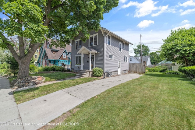 308 Memphis St, Lansing, MI 48915 - traditional style home with driveway