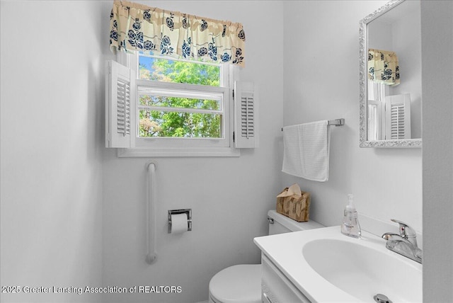 10648 Bobsyl Ln, Grand Ledge, MI 48837 - bathroom with vanity and toilet