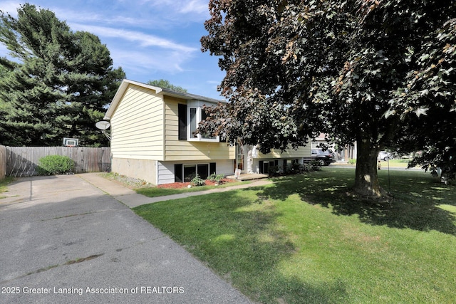 314 Scarlet Oak Ln, Perry, MI 48872 - view of front facade