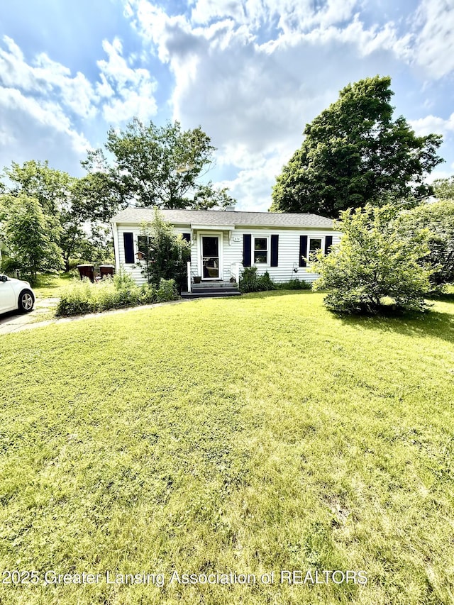 874 Brookdale St, Mason, MI 48854 - view of front of property with a front yard