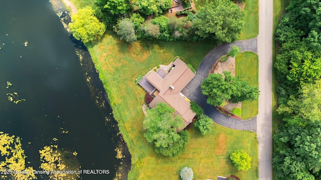 280 Winterberry Ln, Okemos, MI 48864 - view from above of property with a large body of water