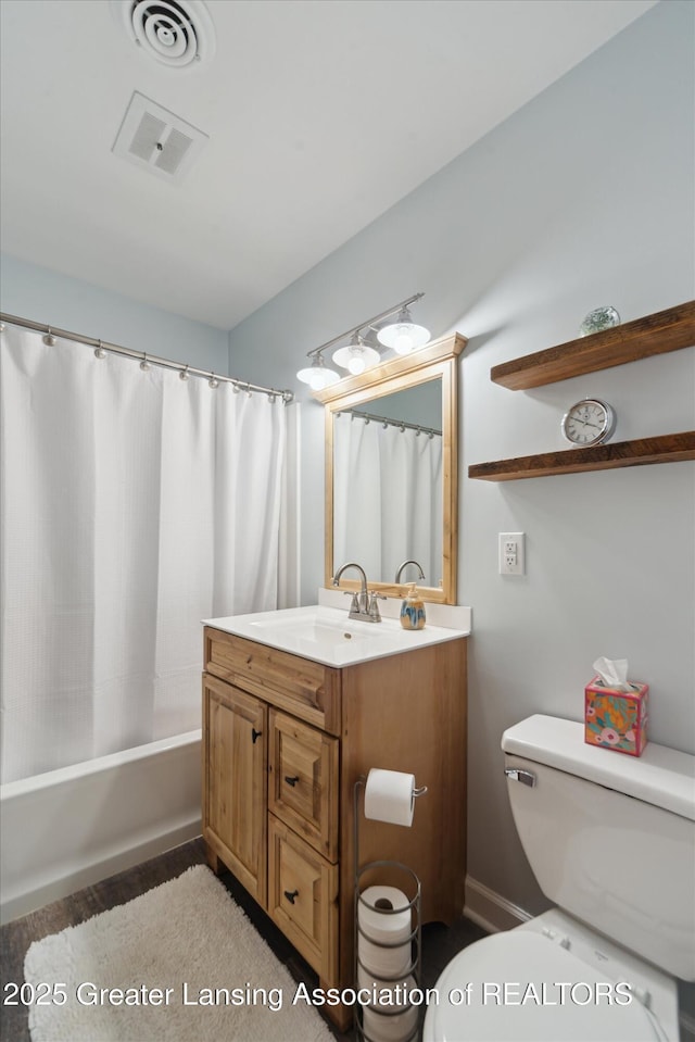 2391 Shawnee Trl, Okemos, MI 48864 - full bath featuring vanity and shower / bath combo with shower curtain