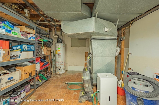 2300 Hampshire Rd, Lansing, MI 48911 - utility room featuring gas water heater