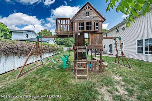 2300 Hampshire Rd, Lansing, MI 48911 - view of jungle gym