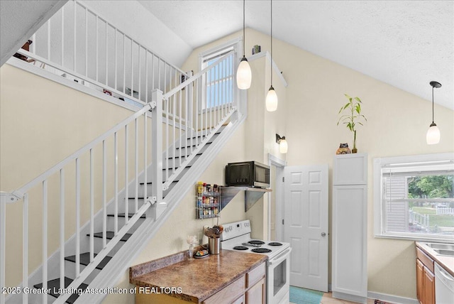 3419 Harold St, Lansing, MI 48910 - photo 12
