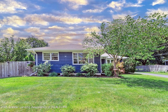 943 Lantern Hill Dr, East Lansing, MI 48823 - view of front facade