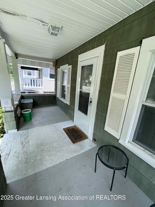 135 S Foster Ave, Lansing, MI 48912 - photo 2