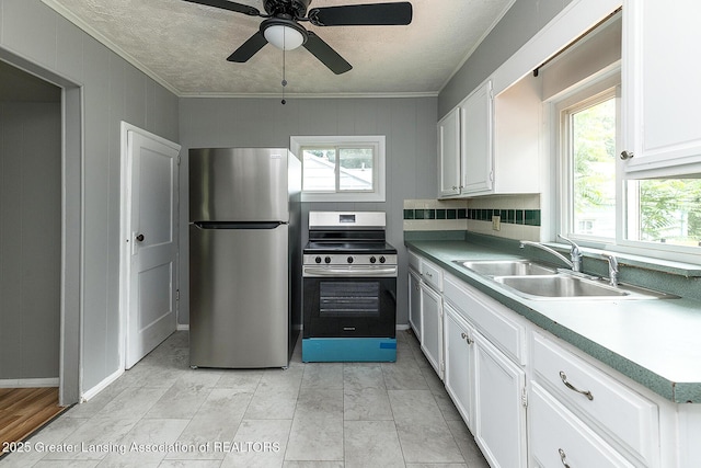 3227 Stabler St, Lansing, MI 48910