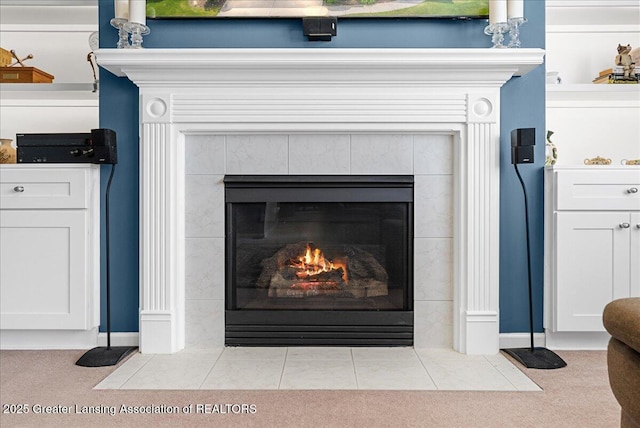 10889 Pointe W Blvd, Grand Ledge, MI 48837 - detailed view of a fireplace and carpet
