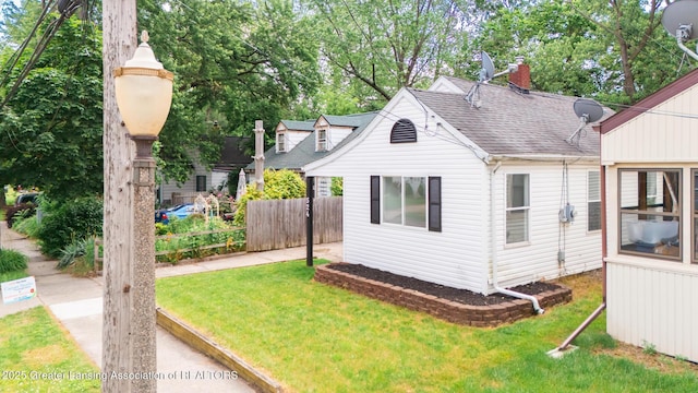 524 Denver Ave, Lansing, MI 48910 - photo 3