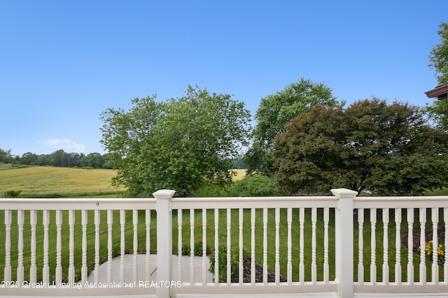 888 S Waverly Rd, Eaton Rapids, MI 48827 - deck with a yard