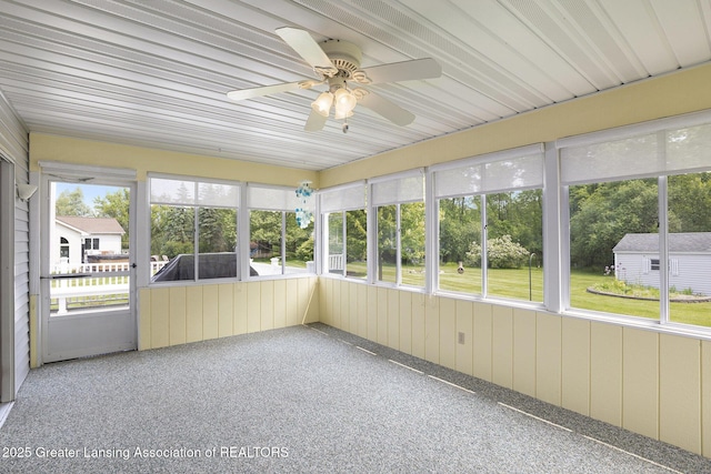2352 Kings Cross N, East Lansing, MI 48823 - unfurnished sunroom featuring ceiling fan