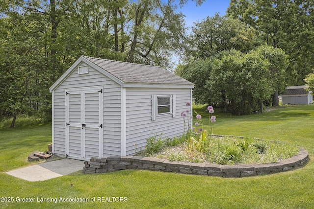 2352 Kings Cross N, East Lansing, MI 48823 - view of shed