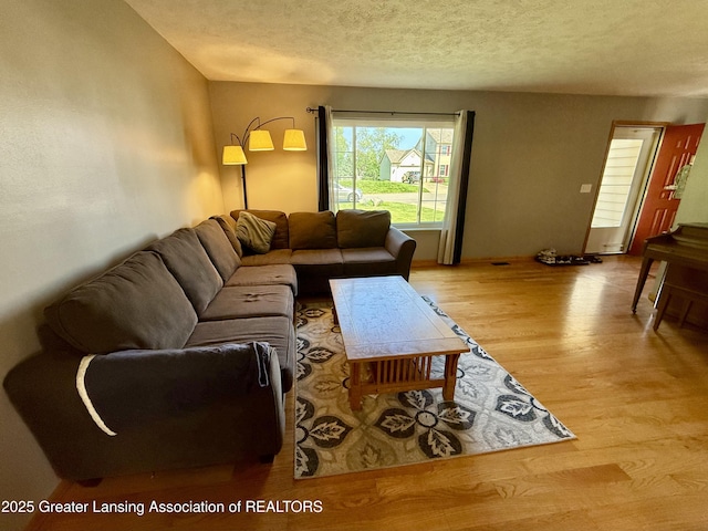 1527 Lindy Dr, Lansing, MI 48917 - photo 7