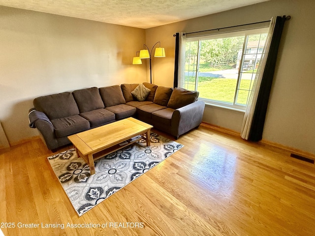 1527 Lindy Dr, Lansing, MI 48917 - photo 5