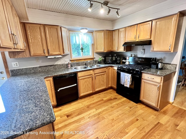 1527 Lindy Dr, Lansing, MI 48917 - photo 9
