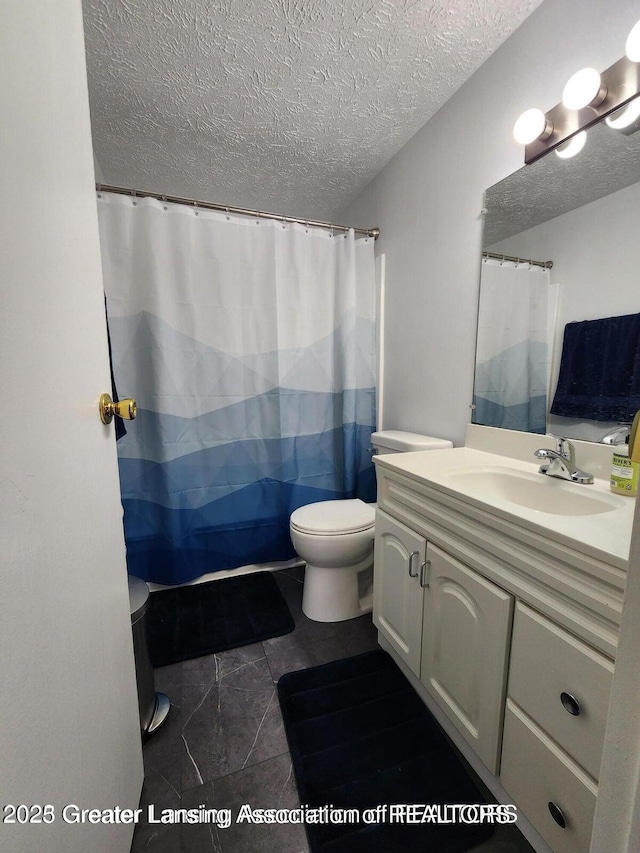 1755 Maisonette Dr, Lansing, MI 48911 - full bath with vanity and a textured ceiling