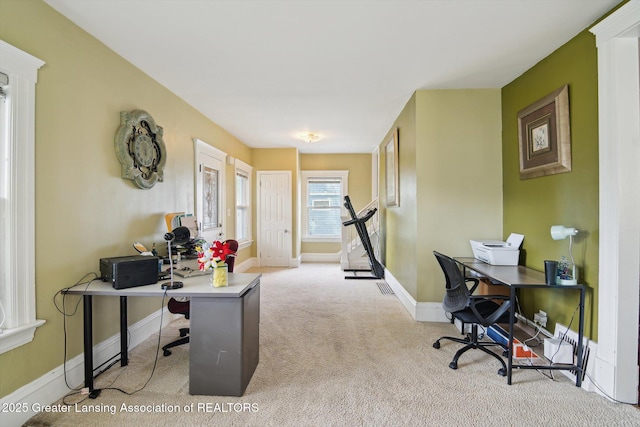 209 N Bowen St, Jackson, MI 49202 - office space with carpet and baseboards