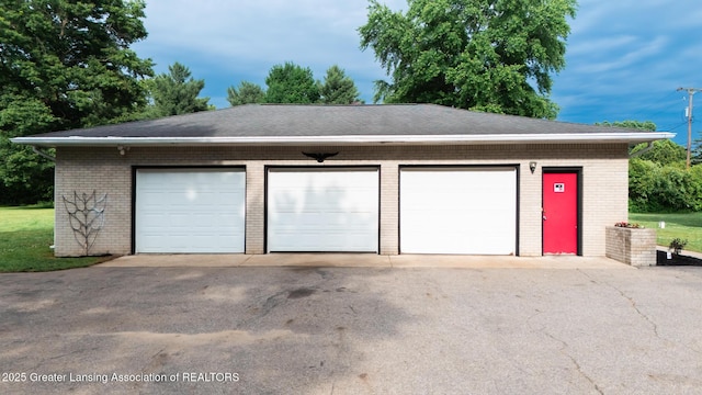 62 W Sherwood Rd, Okemos, MI 48864 - view of detached garage
