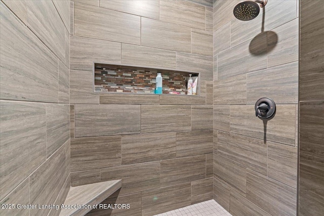 11167 Windswept Dr, Grand Ledge, MI 48837 - full bath featuring tiled shower