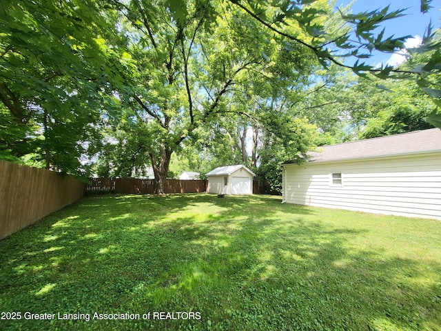 6910 Cooper Rd, Lansing, MI 48911 - photo 23
