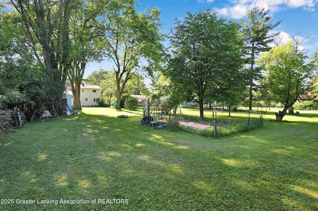 2144 Meadowlawn Dr, Holt, MI 48842 - photo 29