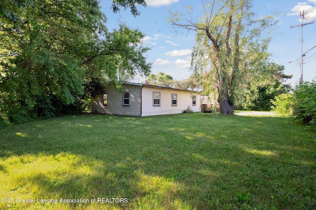 1020 Belaire Ave, Lansing, MI 48910 - photo 23