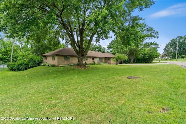 918 Bon Air Rd, Lansing, MI 48917 - photo 5