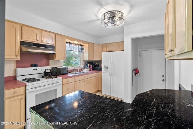 1613 Parkvale Ave, East Lansing, MI 48823 - photo 19