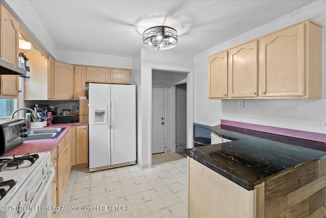 1613 Parkvale Ave, East Lansing, MI 48823 - photo 20