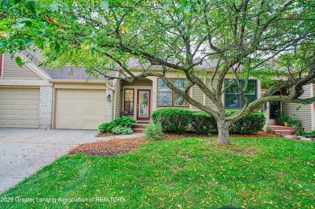 6528 Springtree Ln Unit 31, Lansing, MI 48917