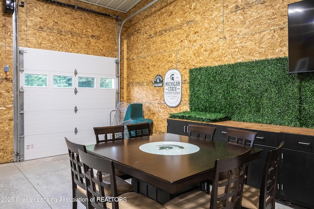 9655 Tobermory Dr, Haslett, MI 48840 - dining space featuring concrete flooring