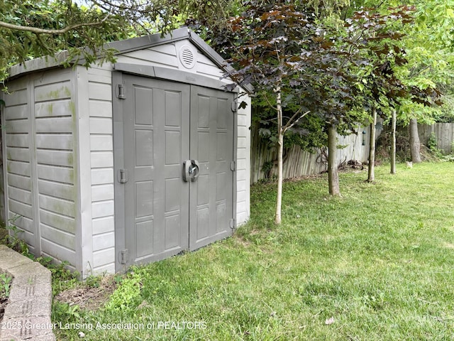 1023 E Colonial Park Dr, Grand Ledge, MI 48837 - view of shed