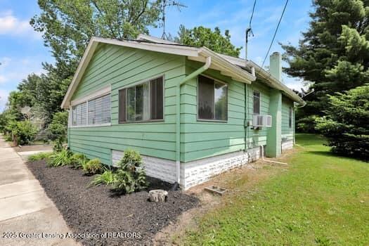 3805 Donald St, Lansing, MI 48910 - photo 2