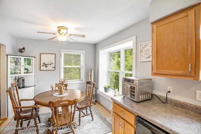 813 W Main St, Grand Ledge, MI 48837 - photo 15