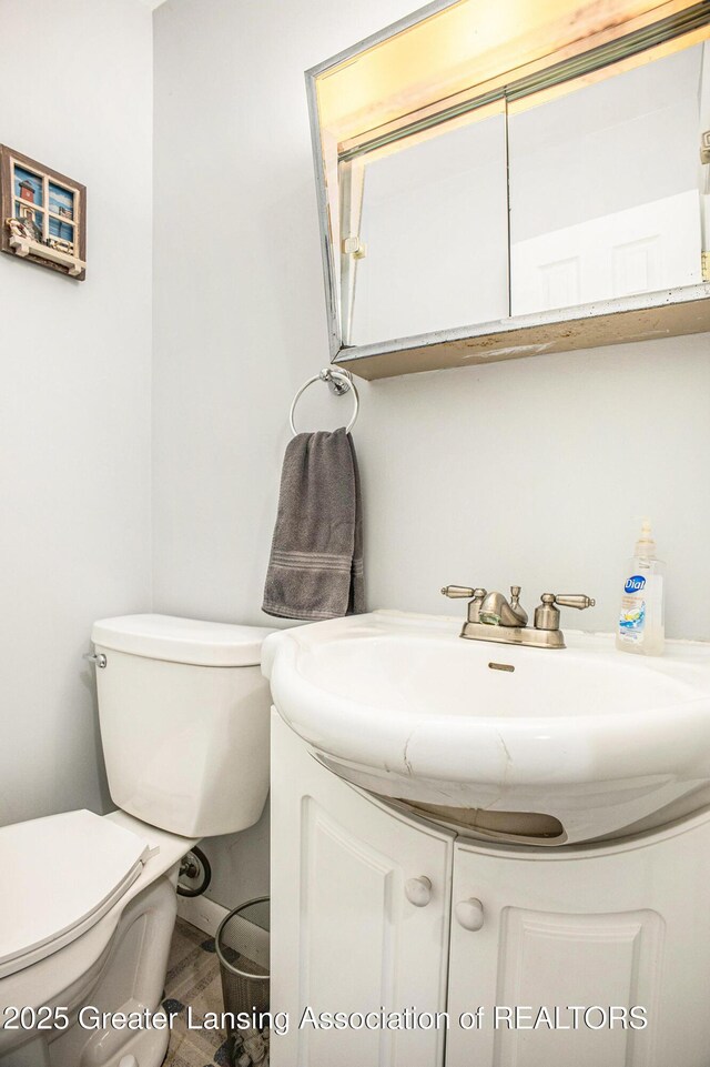 813 W Main St, Grand Ledge, MI 48837 - photo 24