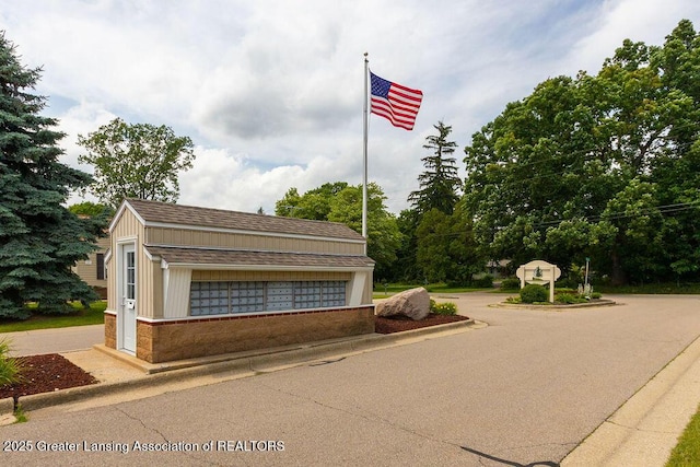 541 Red Cedar Blvd, Williamston, MI 48895 - photo 4