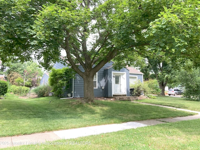 500 Spring St, Grand Ledge, MI 48837 - view of front of property with a front yard