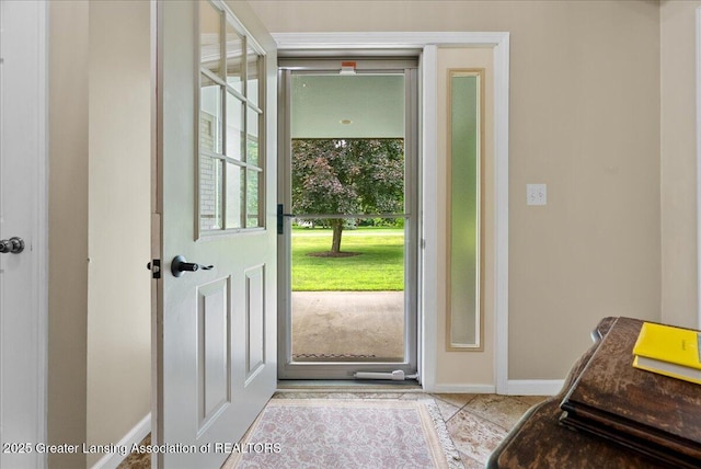 527 Day Rd, Owosso, MI 48867 - entryway featuring baseboards