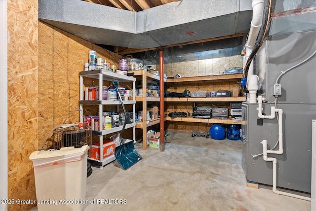 527 Day Rd, Owosso, MI 48867 - storage area featuring heating unit