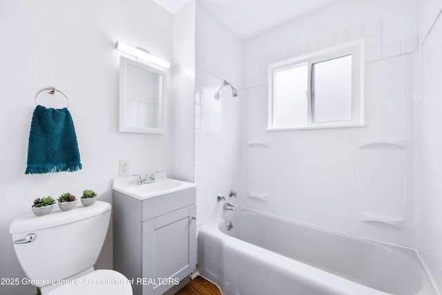 2324 Maplewood Ave, Lansing, MI 48910 - photo 18