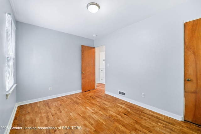 2324 Maplewood Ave, Lansing, MI 48910 - photo 19
