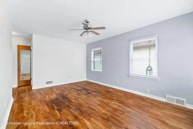2324 Maplewood Ave, Lansing, MI 48910 - photo 8