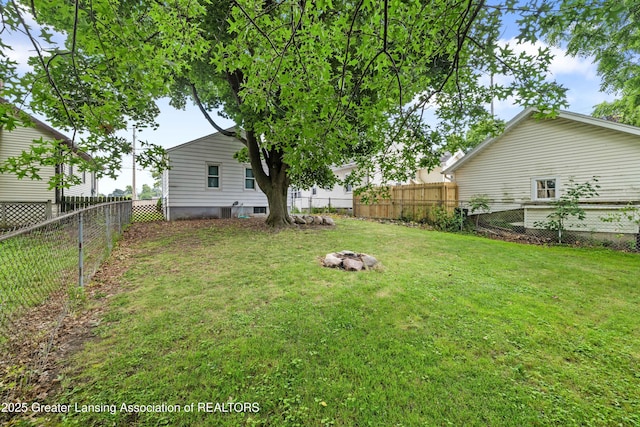 2324 Maplewood Ave, Lansing, MI 48910 - photo 27