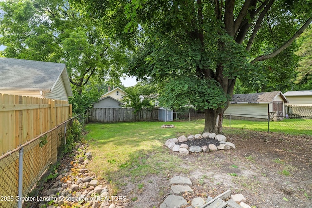 2324 Maplewood Ave, Lansing, MI 48910 - photo 4